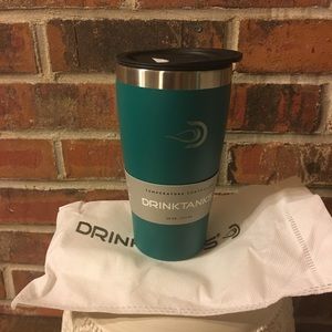 NWT DrinkTanks Vacuum Insulated Stainless  Cup